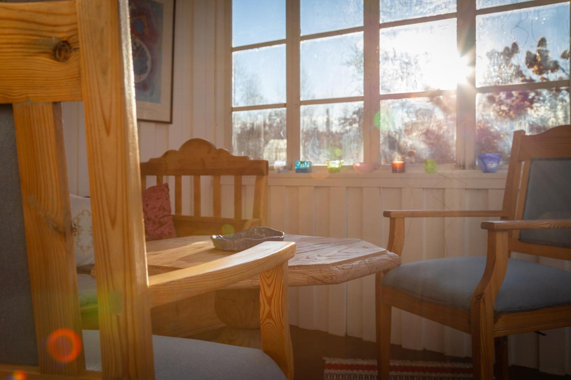 Warm Beheiztes Gemuetliches Haus In Der Natur Sunne Esterno foto